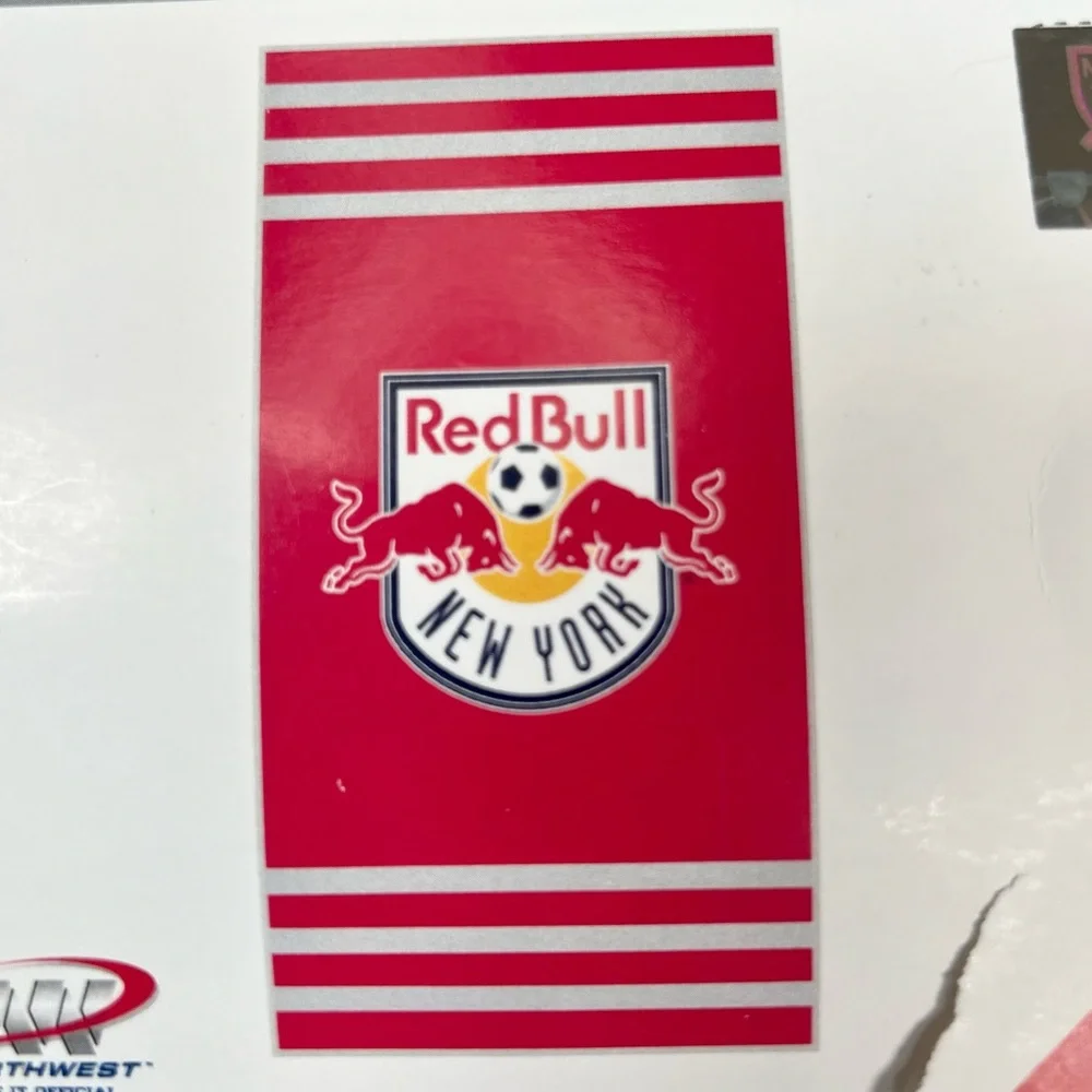 NORTHWEST New York Red Bulls Beach Towel MLS Major League Soccer NEW NWT‎